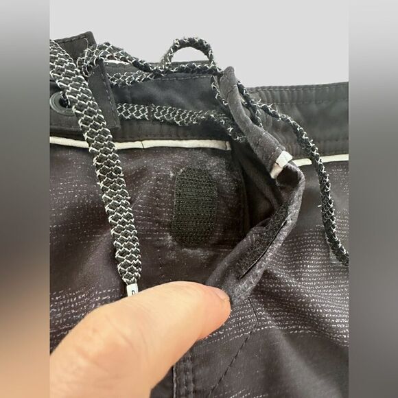 O’Neill Big Boys 26 Waist Striped Unlined Board Shorts Blue Blue Gray Black - Picture 7 of 12